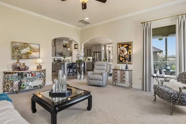 18613 Melogold DR, Edmond, OK 73012