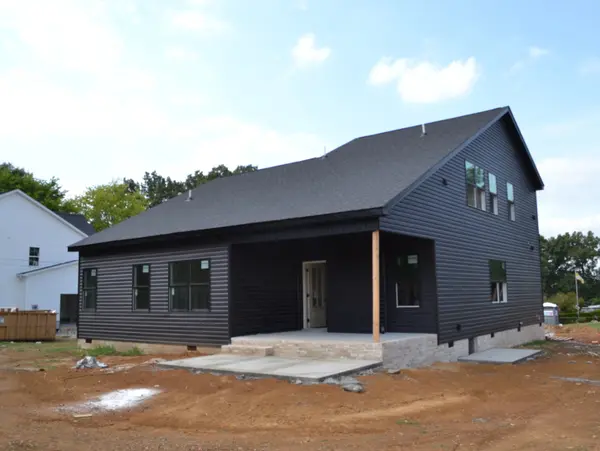 1509 Riggins Dr, Clarksville, TN 37042