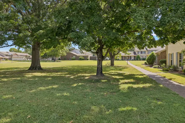 8207 Sawyer Brown Rd #K1, Nashville, TN 37221
