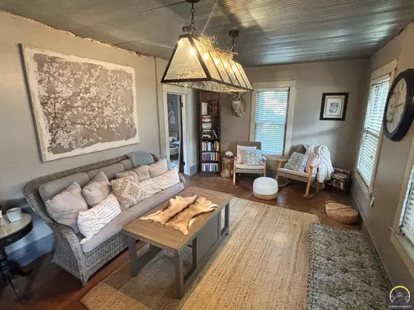 509 Main ST, Cottonwood Falls, KS 66845