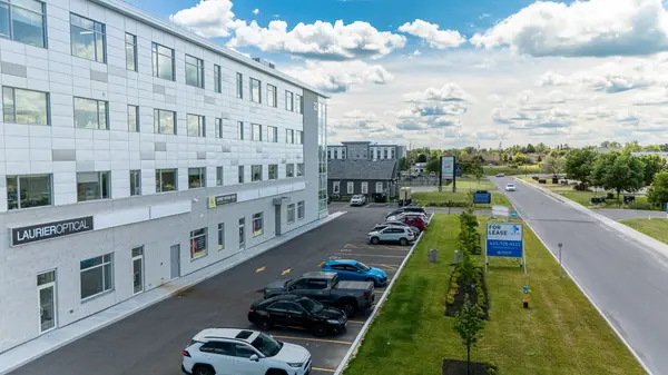 22 Costello DR #305, Carleton Place, ON K1E 3J1