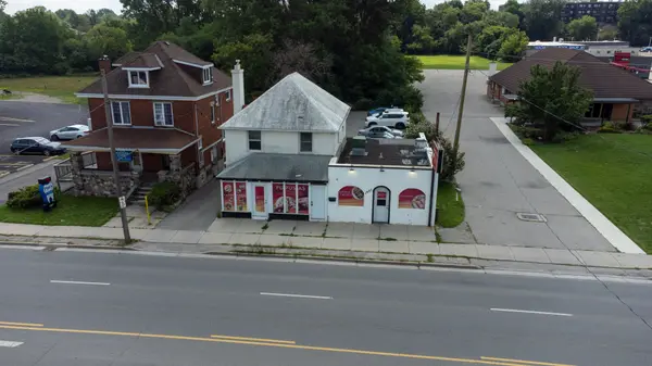 1487 Dundas ST, London East, ON N5W 3B8