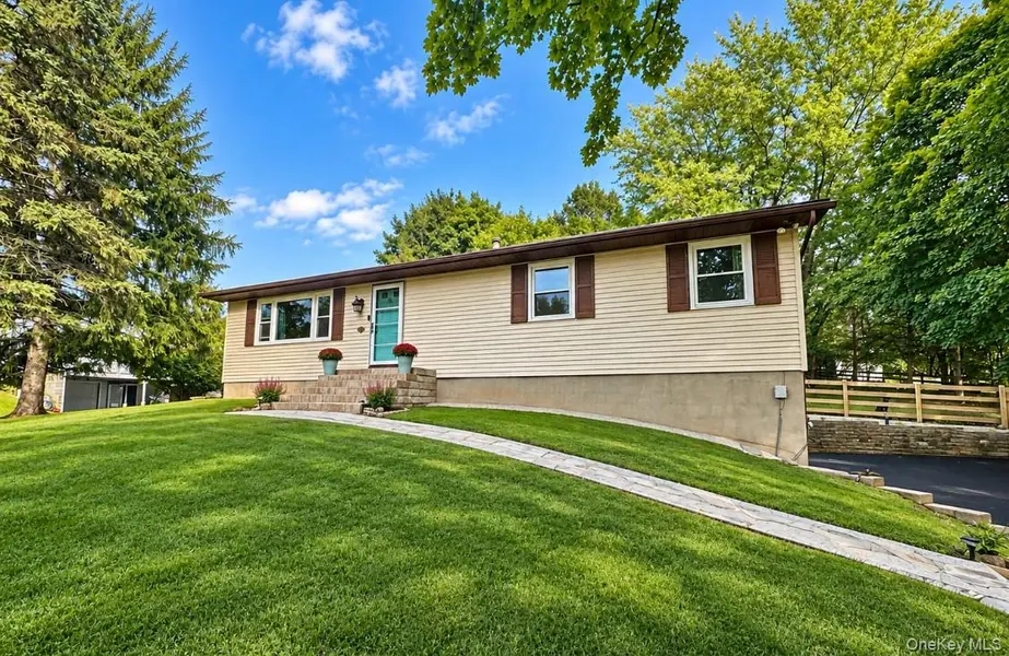 35 Beverly DR, Warwick, NY 10990