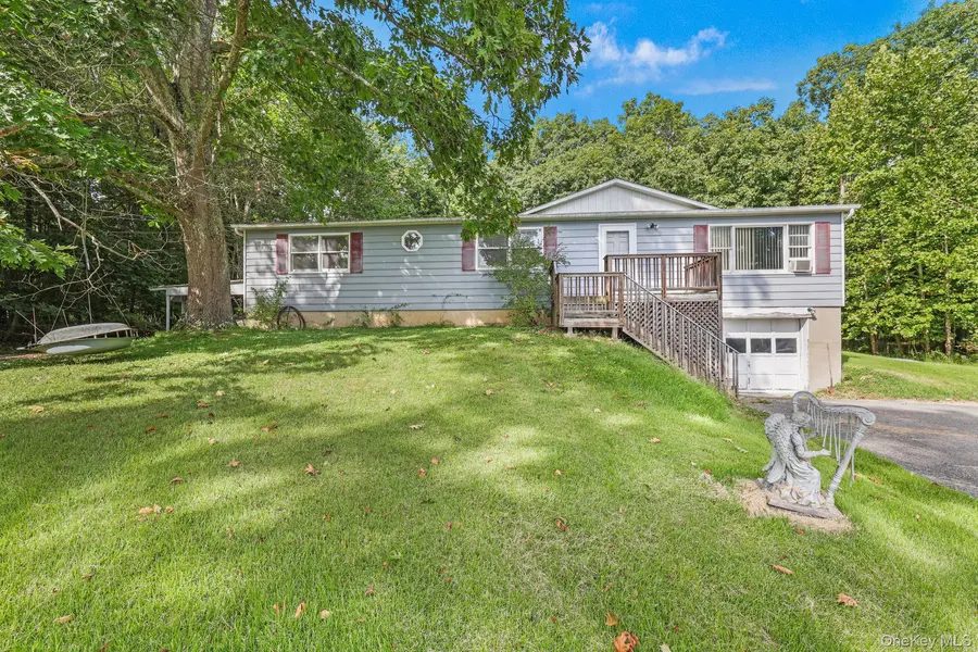894 Wallkill AVE, Wallkill, NY 12589