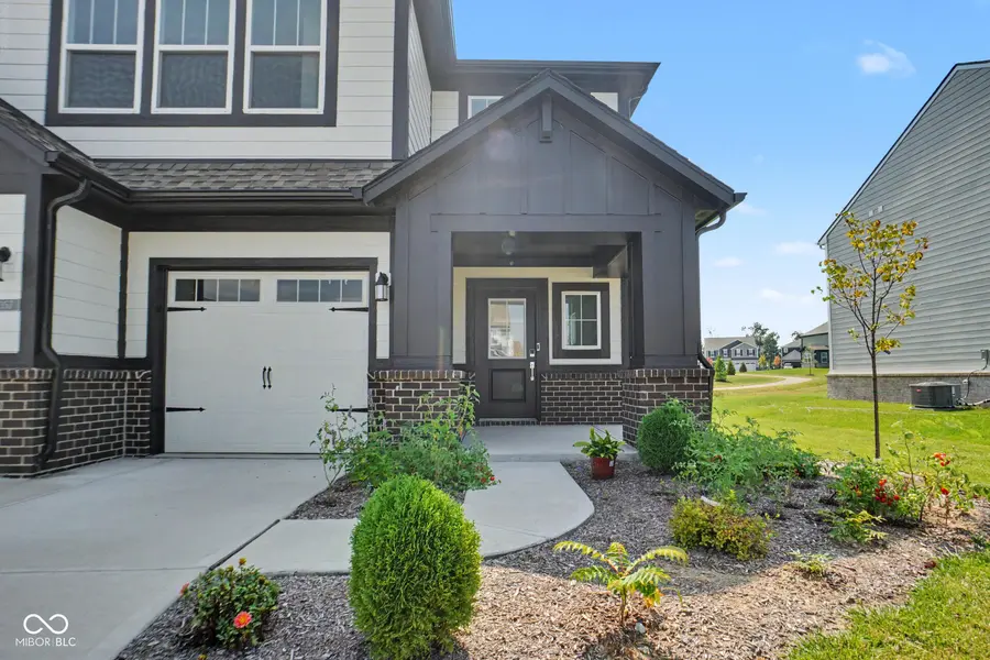 4357 Red Pine DR, Bargersville, IN 46106
