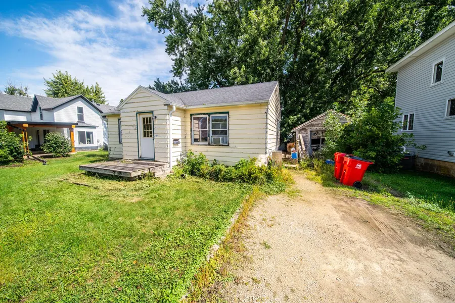 206 3rd Ave NW, Kasson, MN 55944
