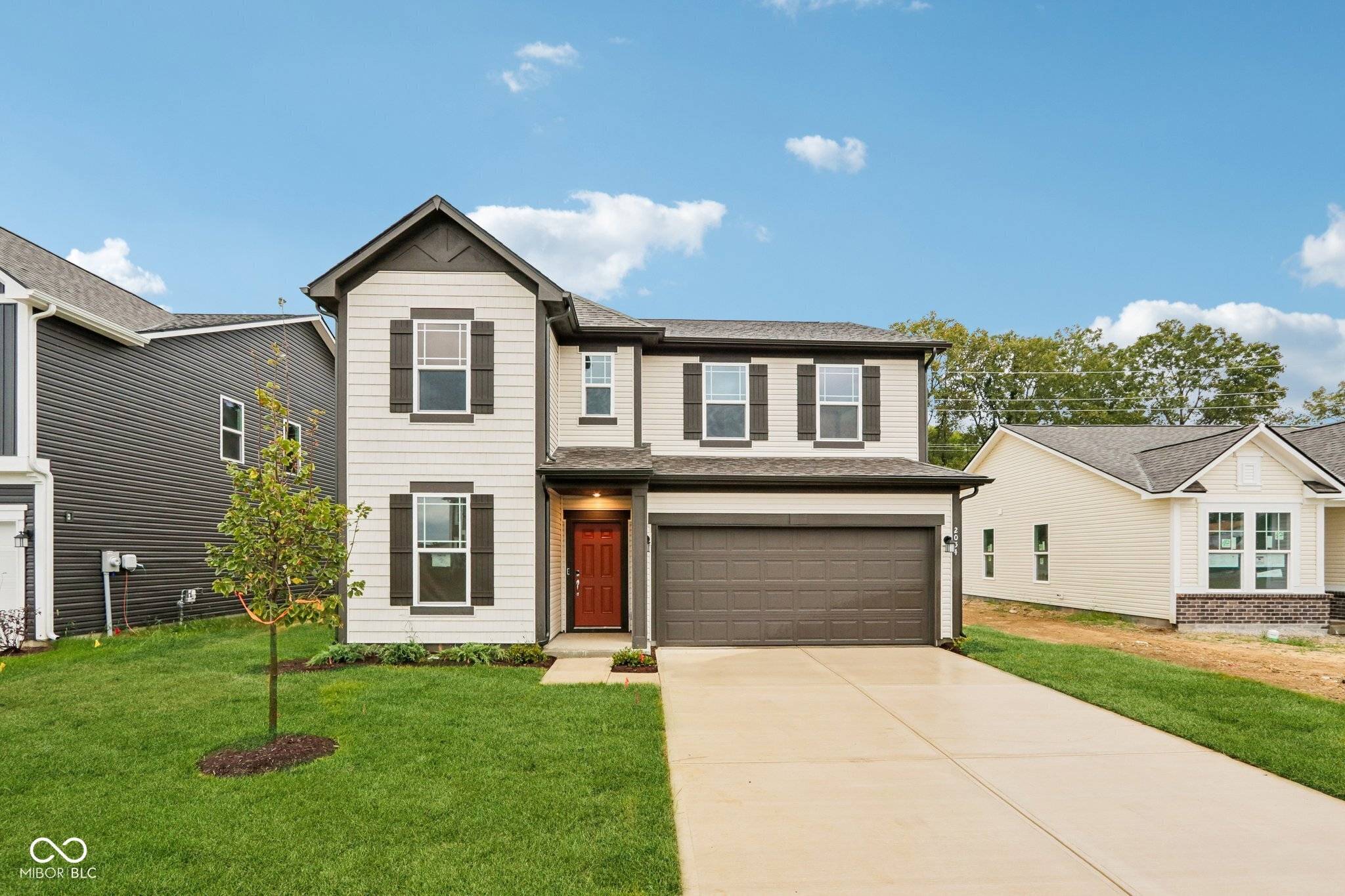 2054 Black Oak DR, Shelbyville, IN 46176