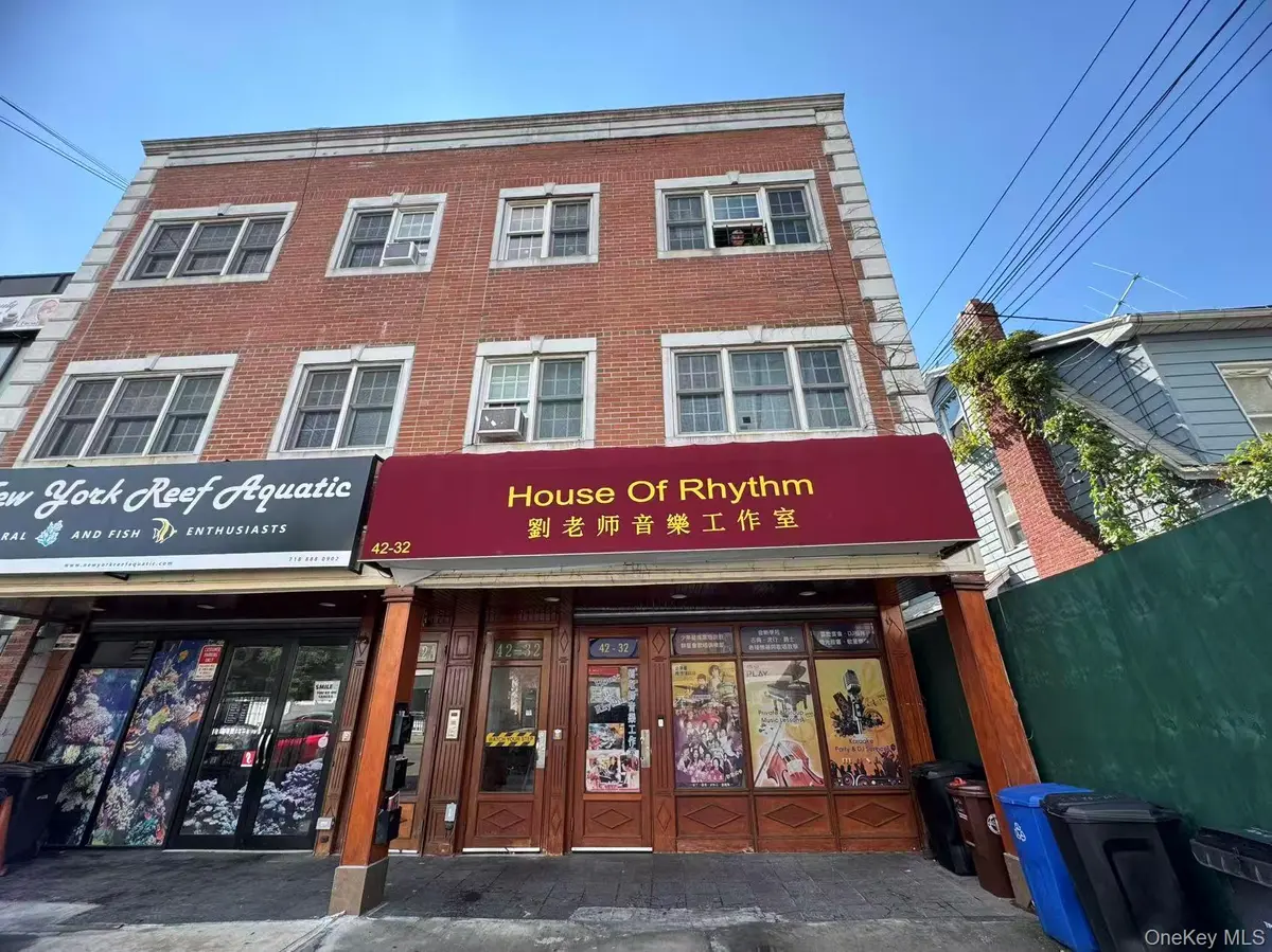 42-32 162nd ST, Flushing, NY 11358