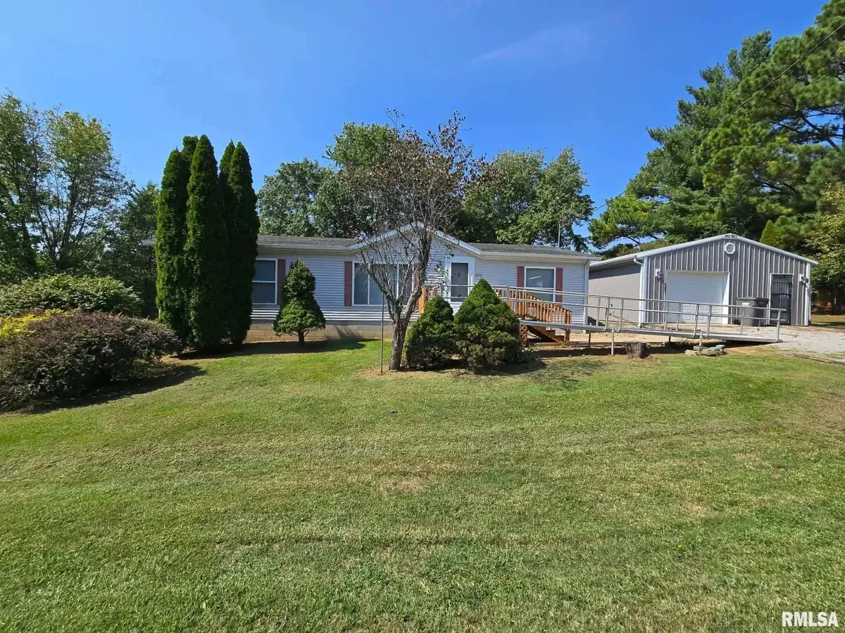 202 N Otey ST, Pittsburg, IL 62974