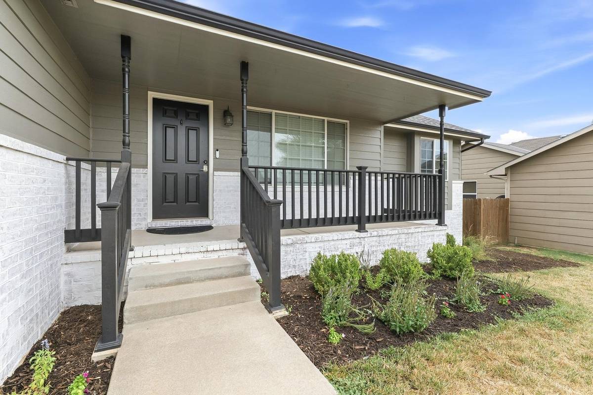 6941 N Wendell Cir, Park City, KS 67219