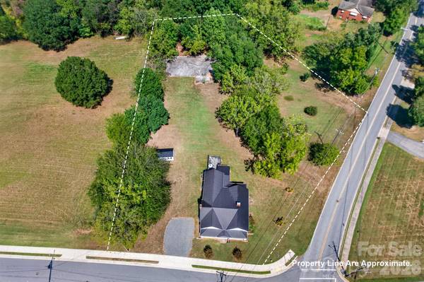 3276 E Calvin ST #1-2, Claremont, NC 28610