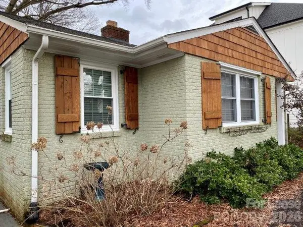 2909 Manor RD, Charlotte, NC 28209