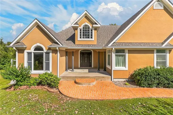 1401 Pinecrest DR, Bethany, MO 64424