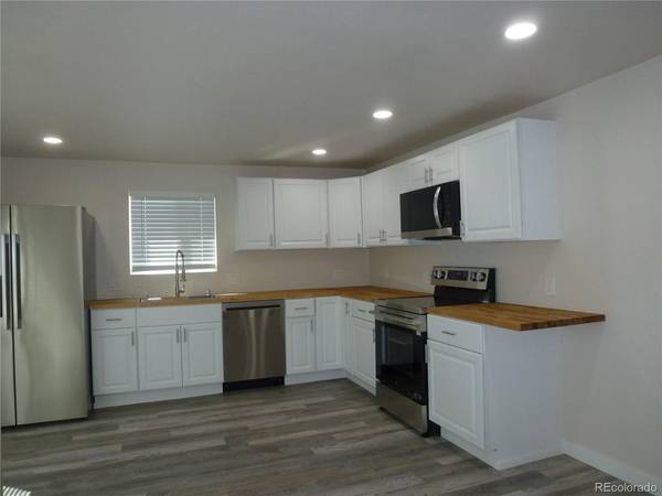 4863 S Grant, Englewood, CO 80113