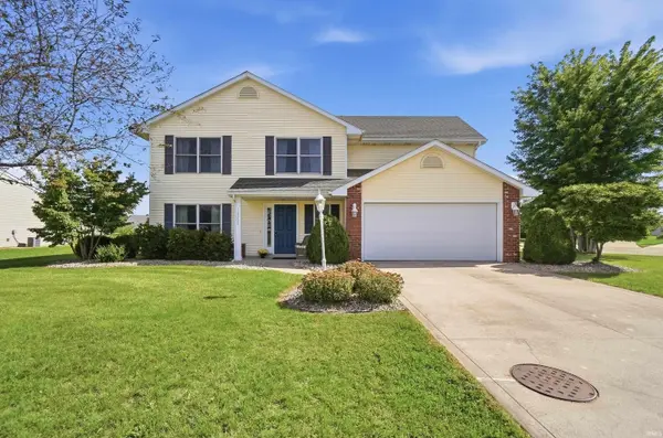 16226 Grand Willow BLVD, Huntertown, IN 46748-9395