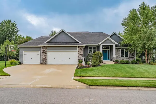 10101 Foxwood Passage, Fort Wayne, IN 46835