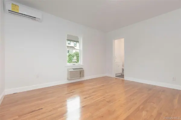 76 Wickes AVE, Yonkers, NY 10701