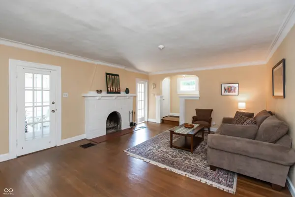 6016 N Park AVE, Indianapolis, IN 46220