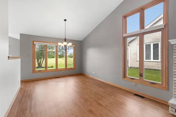 18130 Pheasant Lake DR, Tinley Park, IL 60487