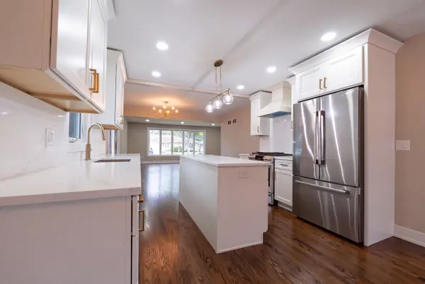 15360 Orchid CT, Orland Park, IL 60462