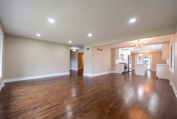 15360 Orchid CT, Orland Park, IL 60462