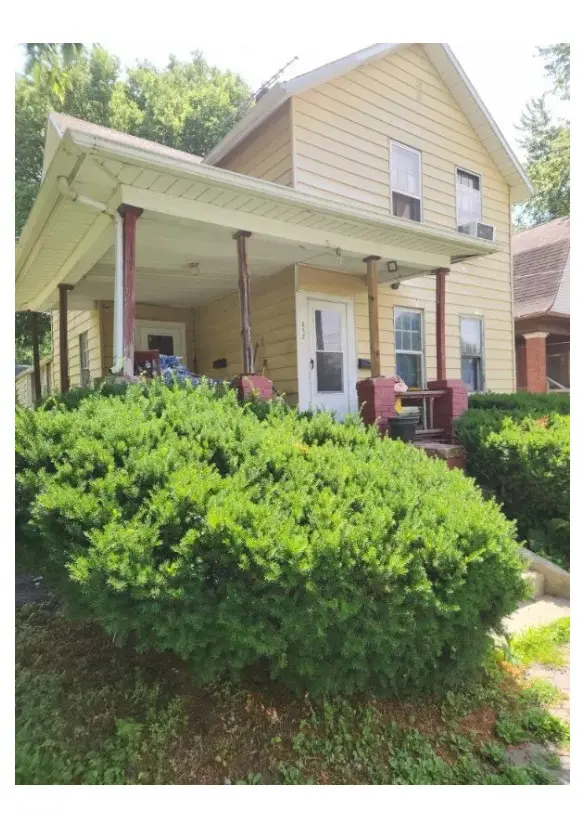 853 N Cedar ST, Galesburg, IL 61401