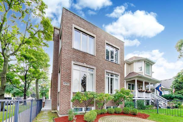 6743 N Oliphant AVE, Chicago, IL 60631