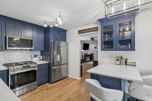 771 Covington CIR, Crystal Lake, IL 60014