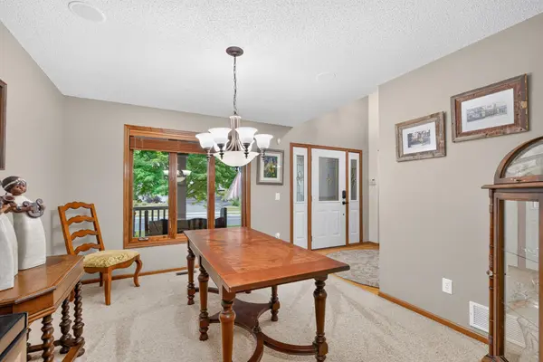 830 Ramsey AVE, Carver, MN 55315