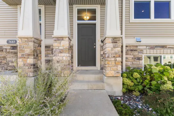 7683 Anthony PL, Victoria, MN 55386