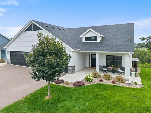 27020 Petes Hill TRL, Elko New Market, MN 55020