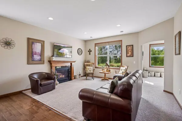 10263 Kittredge Pkwy NE, Otsego, MN 55301