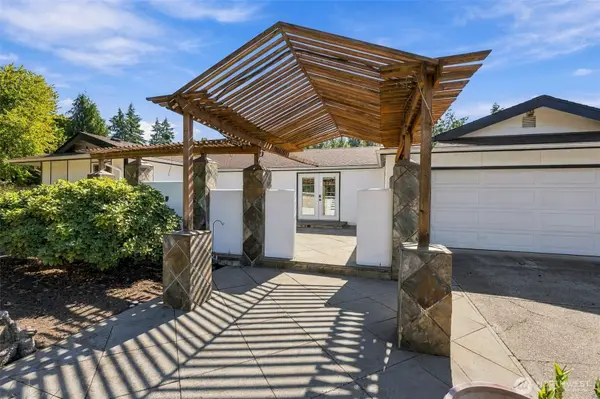 9422 144th ST E, Puyallup, WA 98375