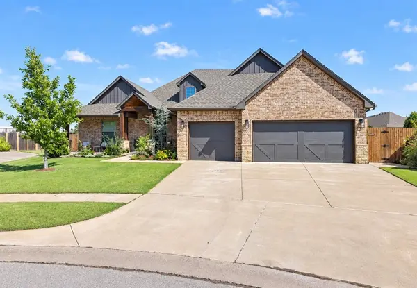 13300 NW 7th CT, Yukon, OK 73099