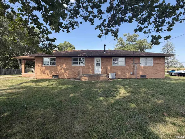 2766 Vigal RD, Springfield, IL 62712