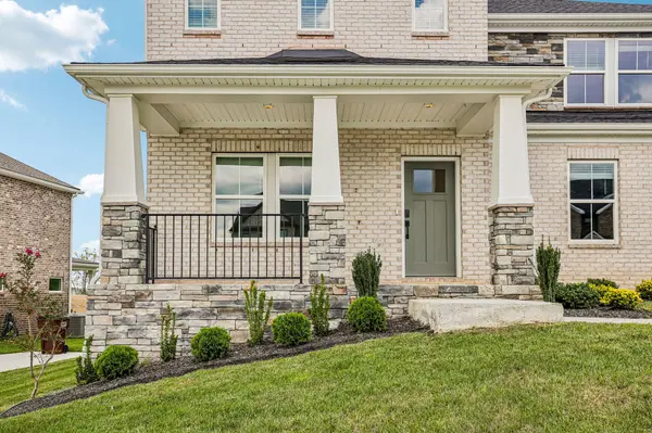 284 Johnnys Pl, Mount Juliet, TN 37122