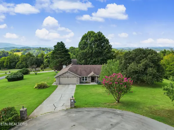 760 Gates Lane, Kodak, TN 37764