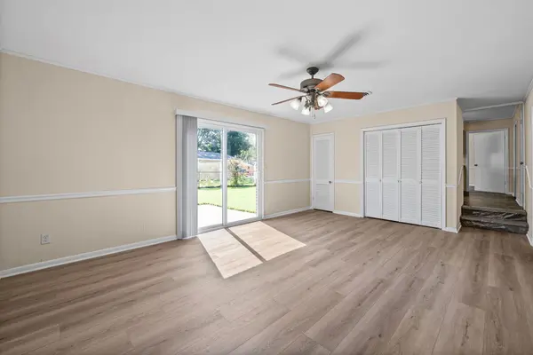 506 Linda Dr, Hopkinsville, KY 42240