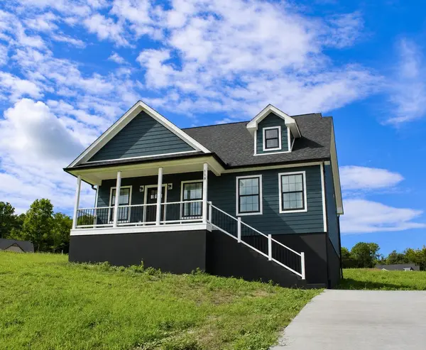 118 Crows Hill Drive, Gordonsville, TN 38563