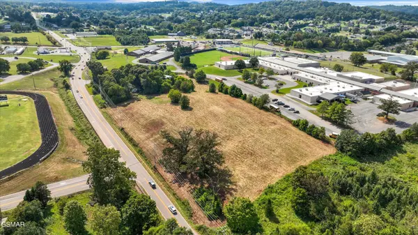 1 Boyds Creek Highway, Seymour, TN 37865