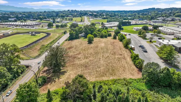 1 Boyds Creek Highway, Seymour, TN 37865