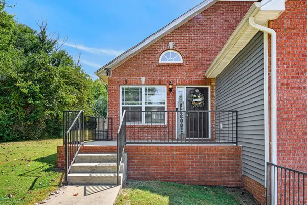 301 Birdsong Trce, Clarksville, TN 37040