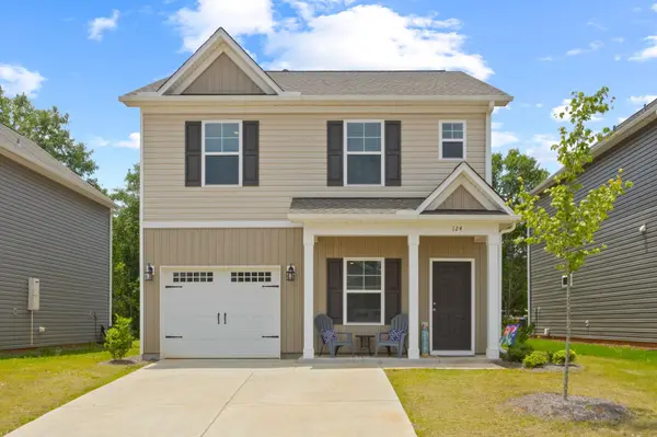 124 Brown CIR,  Easley,  SC 29642