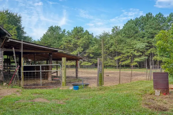200 Lowe LN, Inman, SC 29349