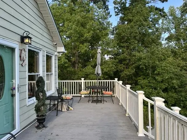 856 Ninety Nine Island Rd, Blacksburg, SC 29702