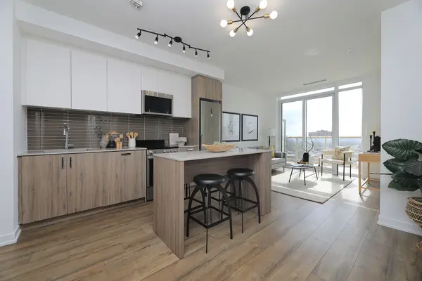 1787 St. Clair AVE W #1111, Toronto W03, ON M6N 0B7
