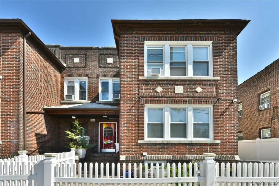 21815 100th AVE, Queens Village, NY 11429