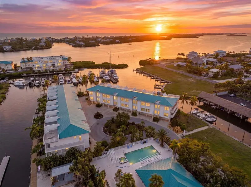 8284 HARBORSIDE CIR #8284, Englewood, FL 34224