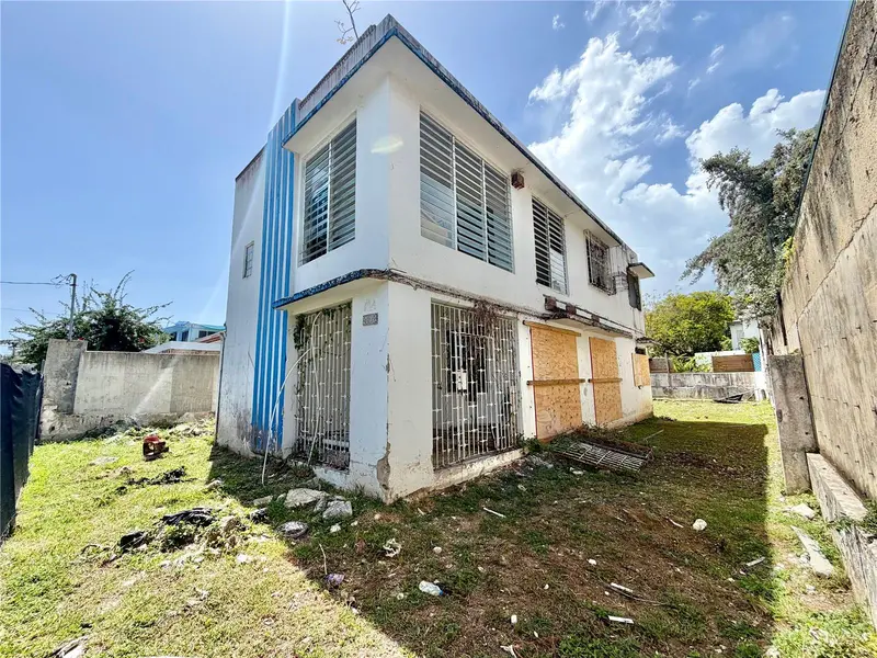 2052 ESPAÑA ST., San Juan, PR 00911