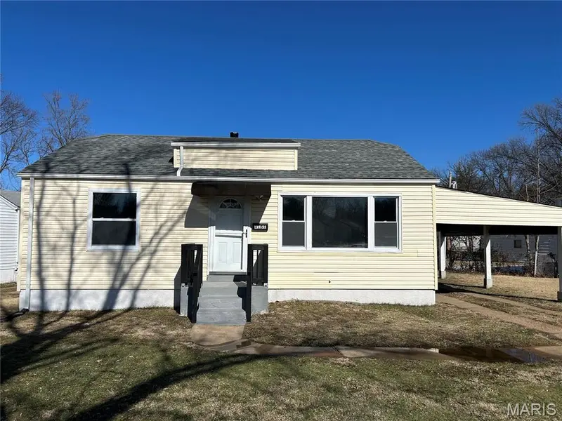 8151 Myrick ST, St Louis, MO 63134